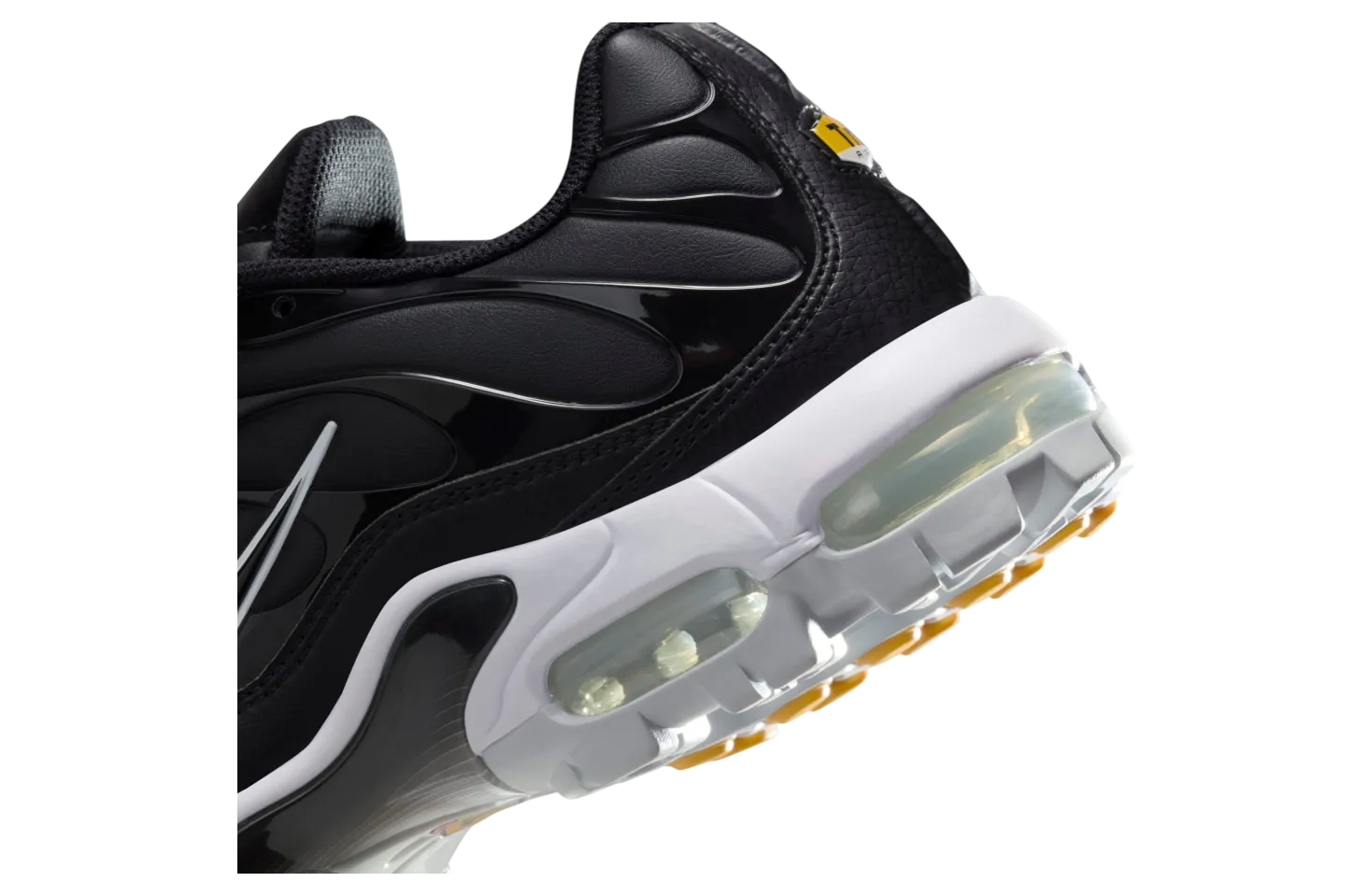 nike air max plus black white 6