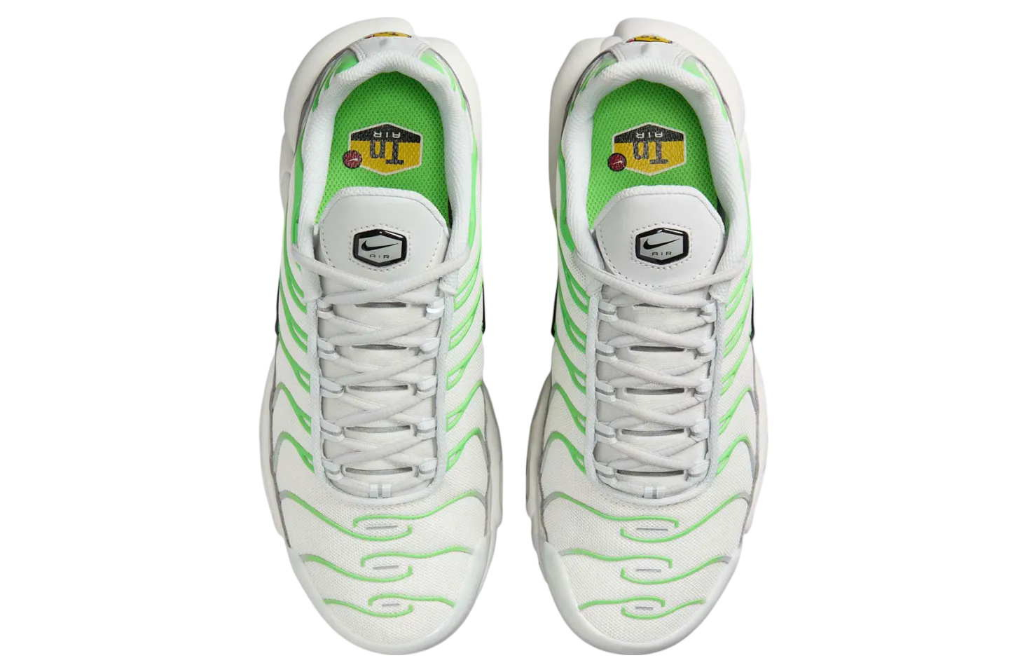 nike air max plus photon dust green strike 1