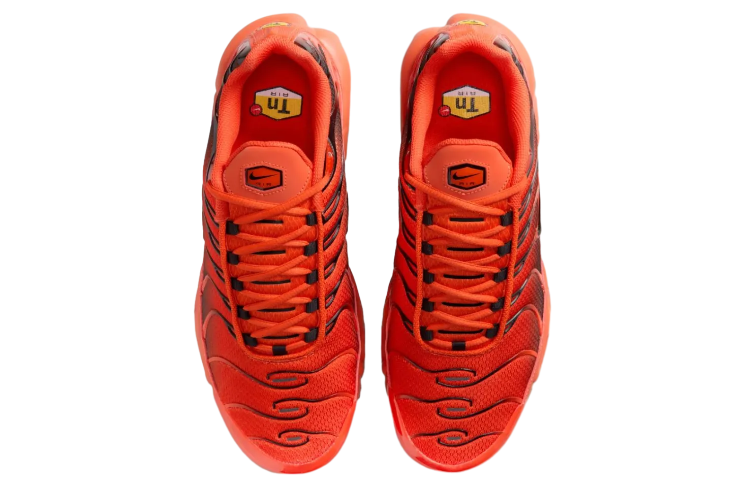 nike air max plus picante red black 3