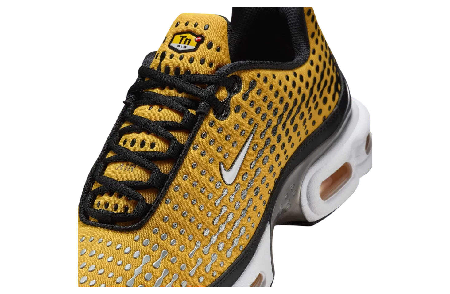 nike air max plus vii varsity maize 5