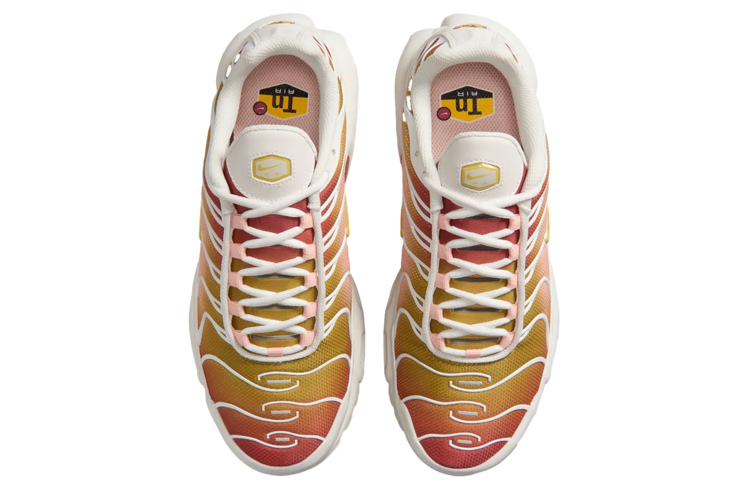 nike air max plus wmns rugged orange saturn gold 3