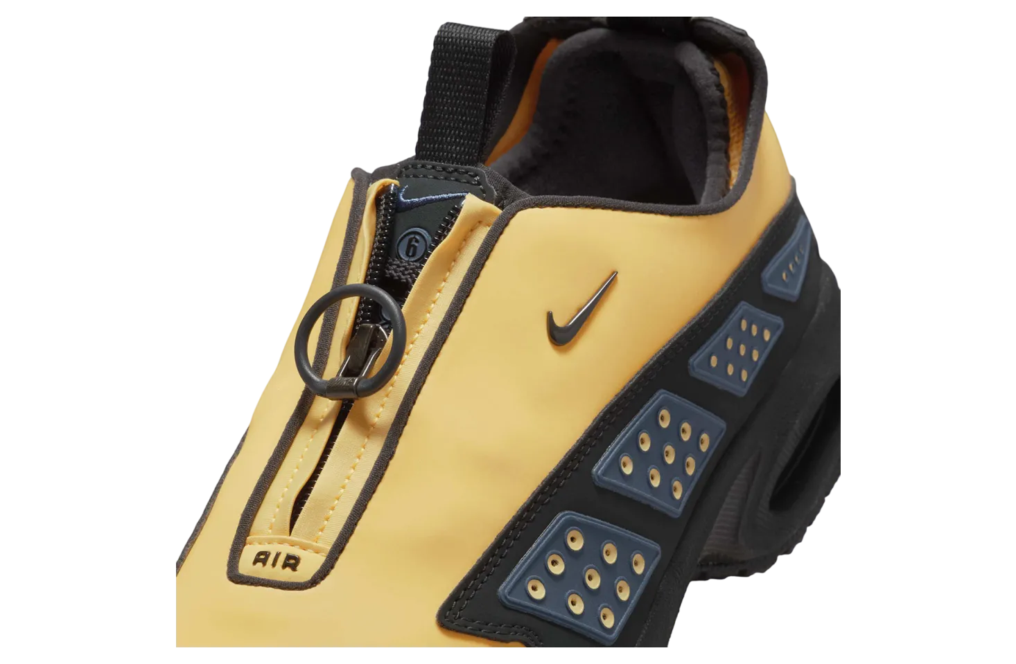 nike air max sndr wmns saturn gold diffused blue 5