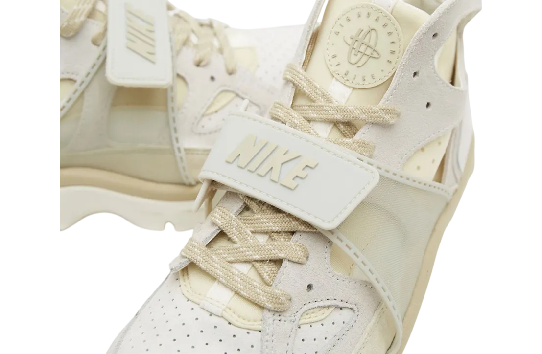 nike air trainer huarache sail light khaki 4