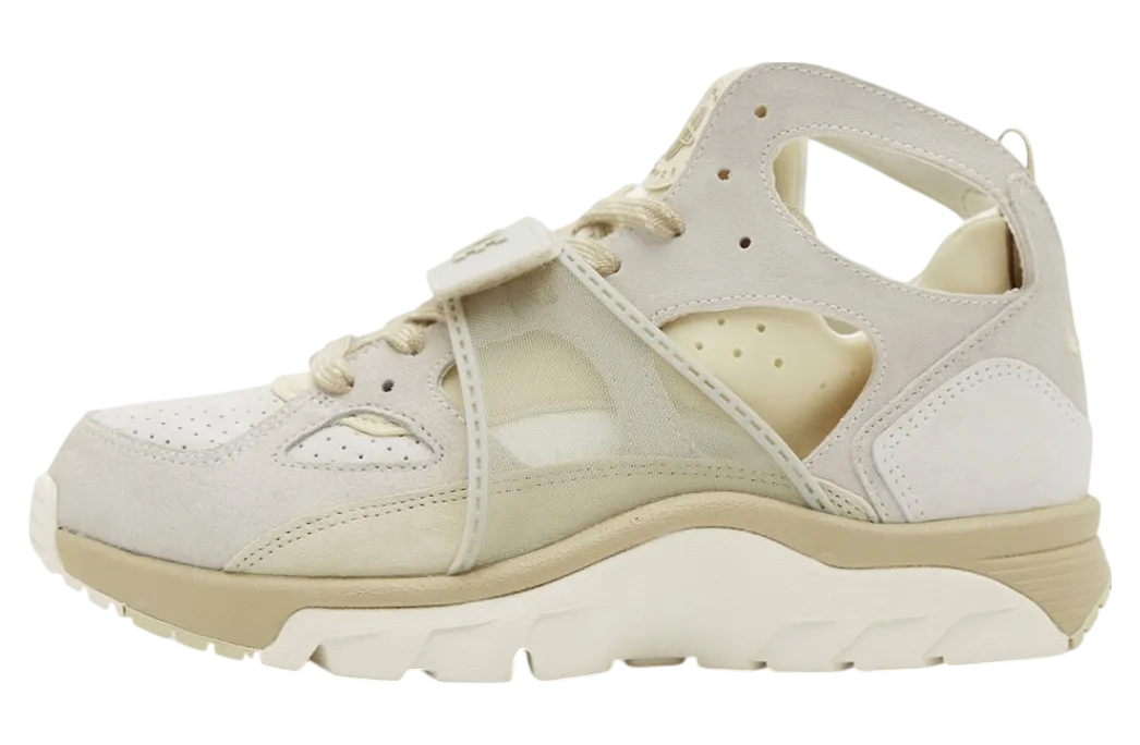 nike air trainer huarache sail light khaki