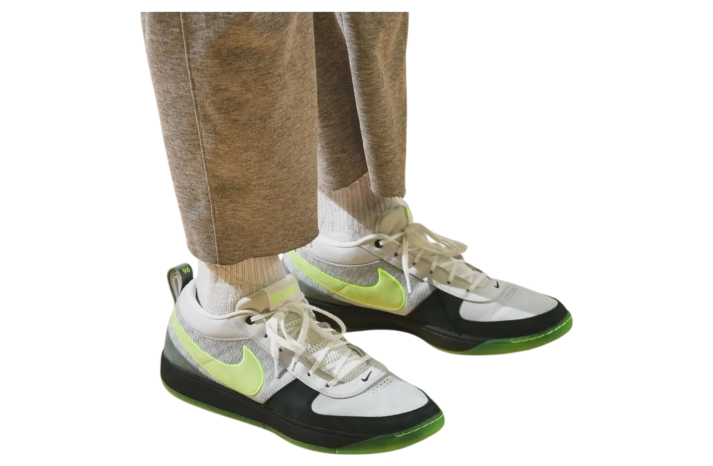 nike book 1 neon 0