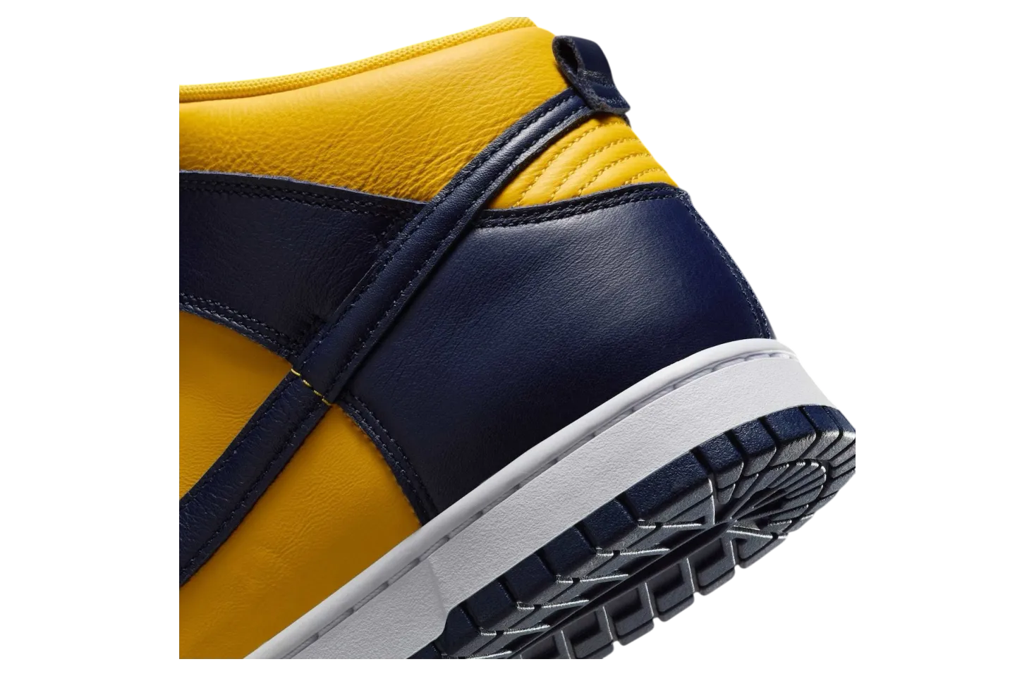 nike dunk high michigan midnight navy varsity maize 6