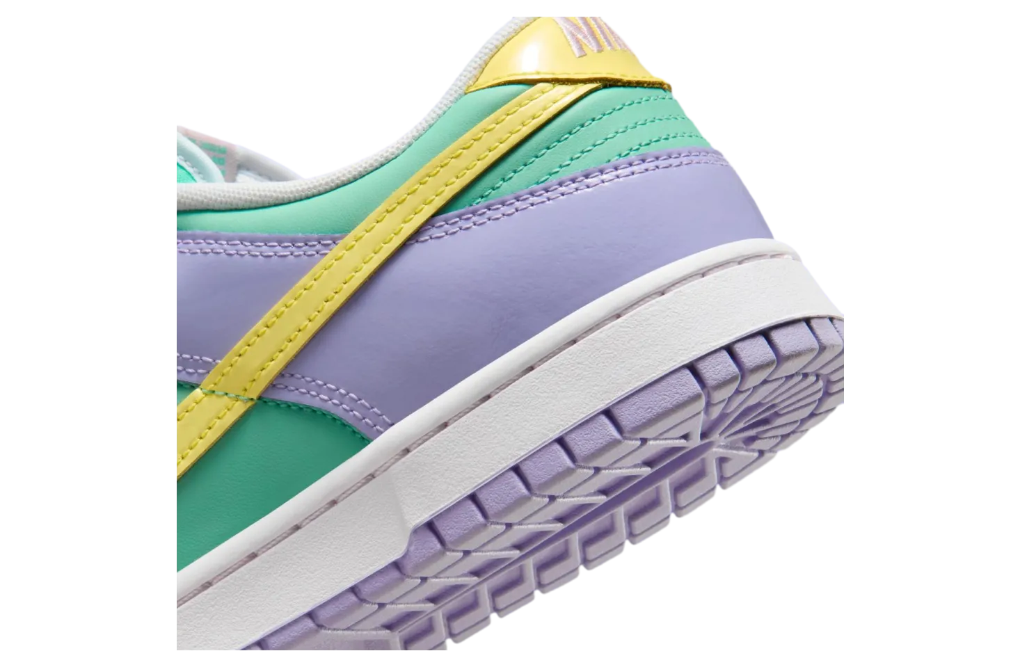 nike dunk low easter 2026 6