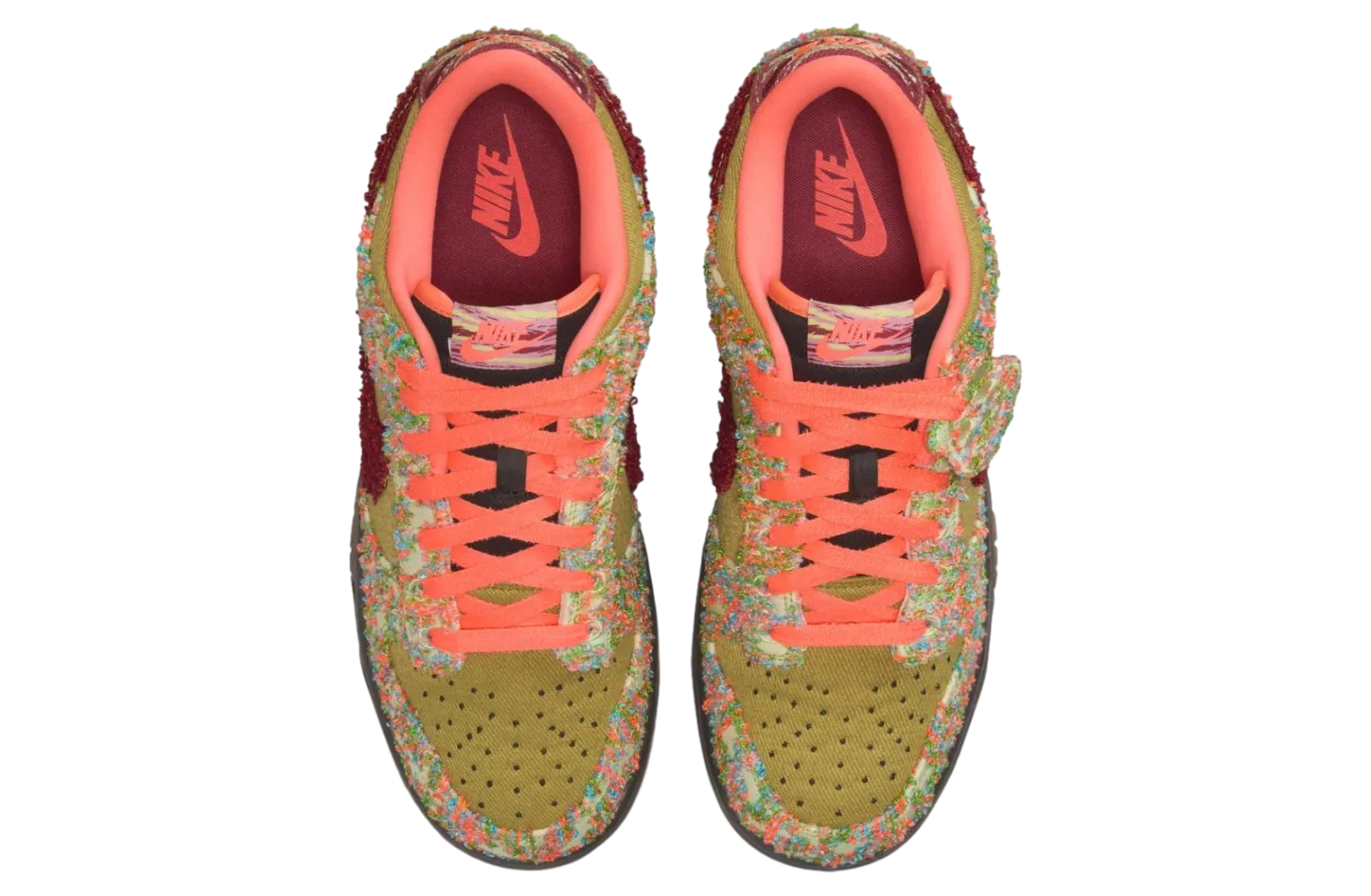 nike dunk low green curry luminous green 3