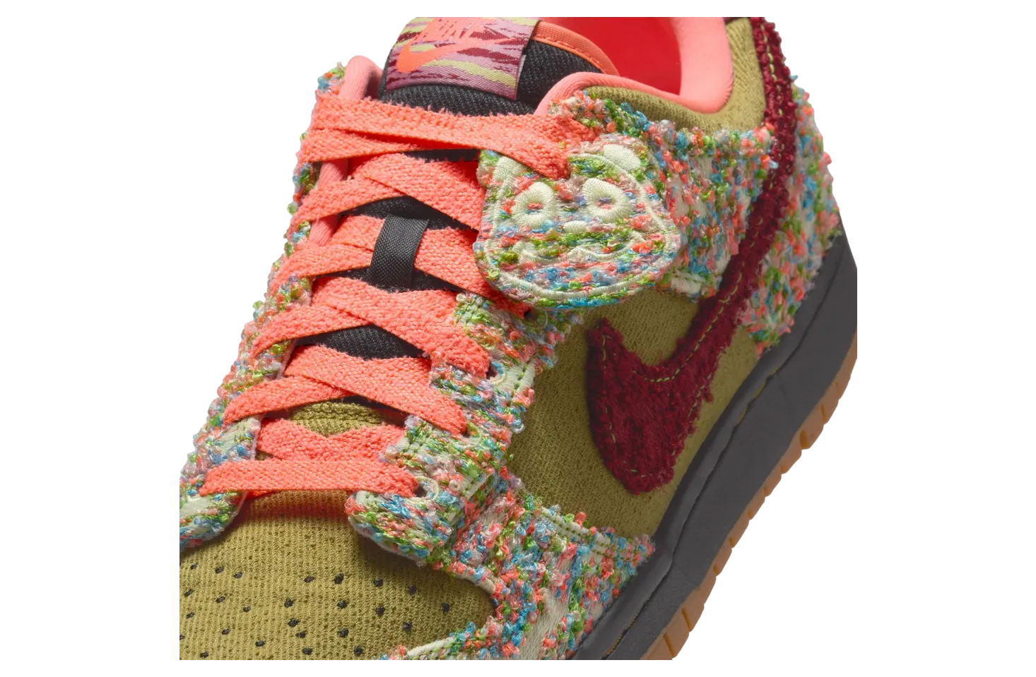 nike dunk low green curry luminous green 6