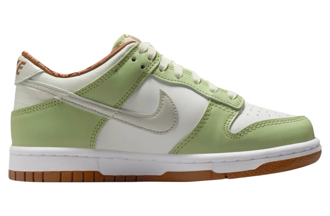 nike dunk low gs year of the snake 1