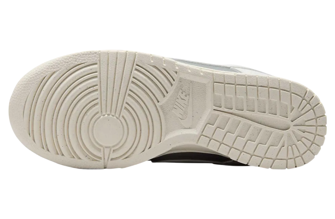 nike dunk low metallic platinum summit white 4