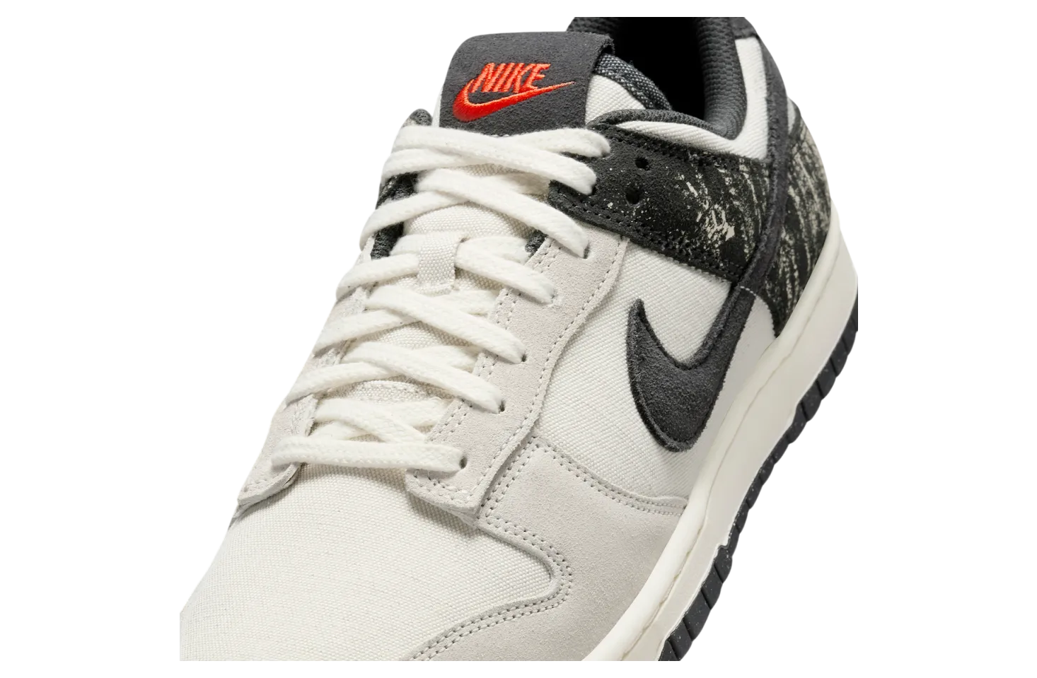 nike dunk low pale ivory off noir 5
