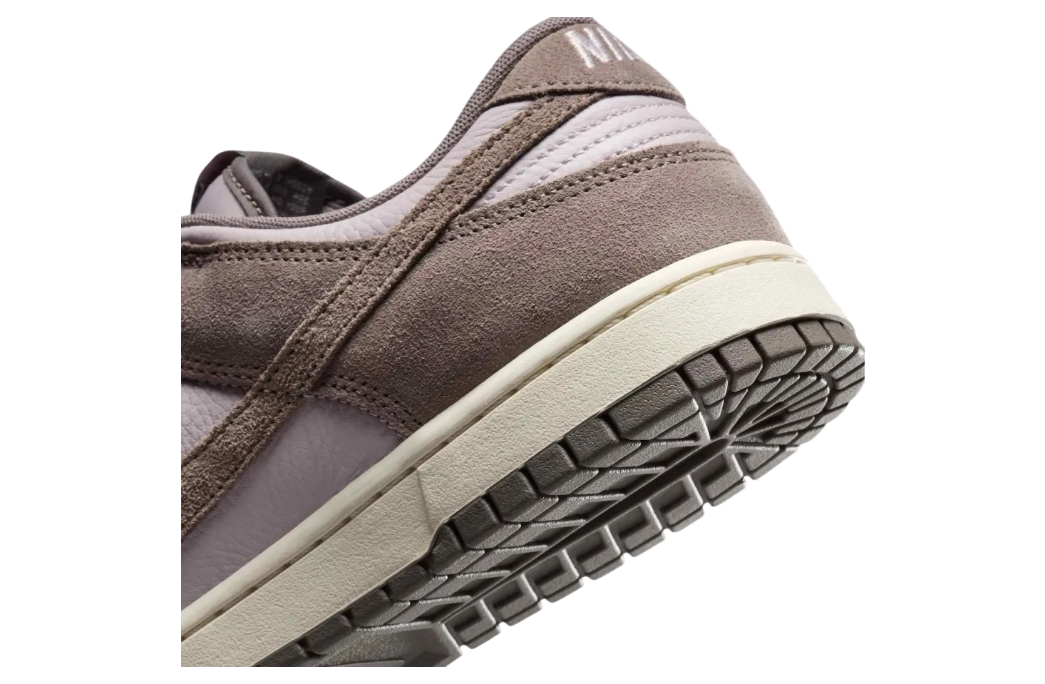 nike dunk low platinum violet cave stone 6
