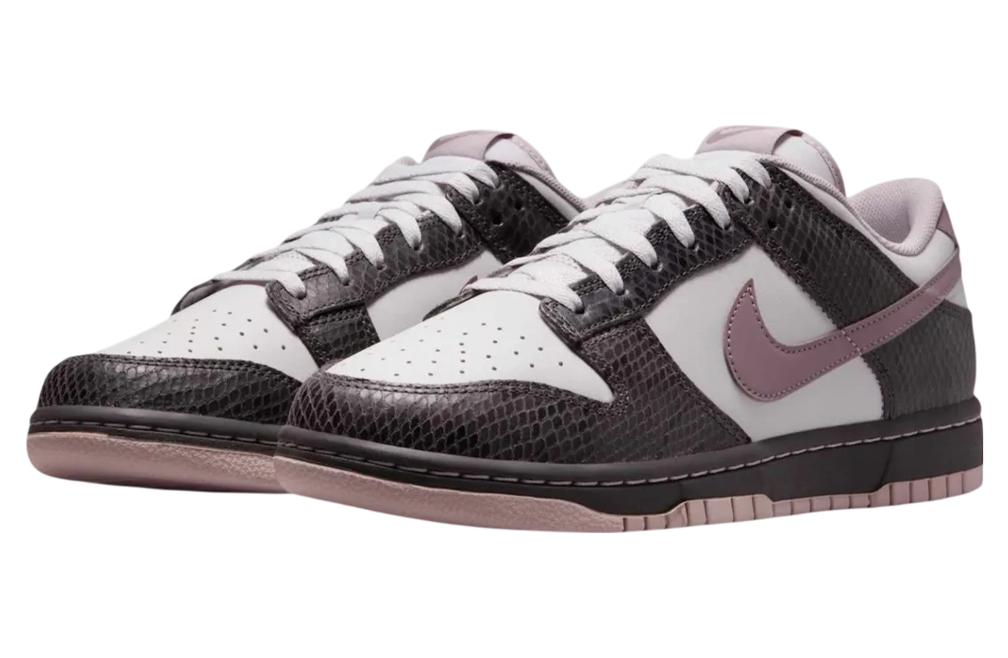 nike dunk low se snakeskin 0