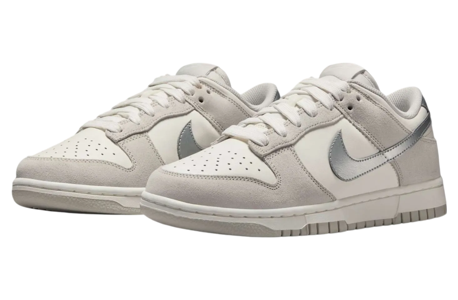 nike dunk low silver swoosh 0