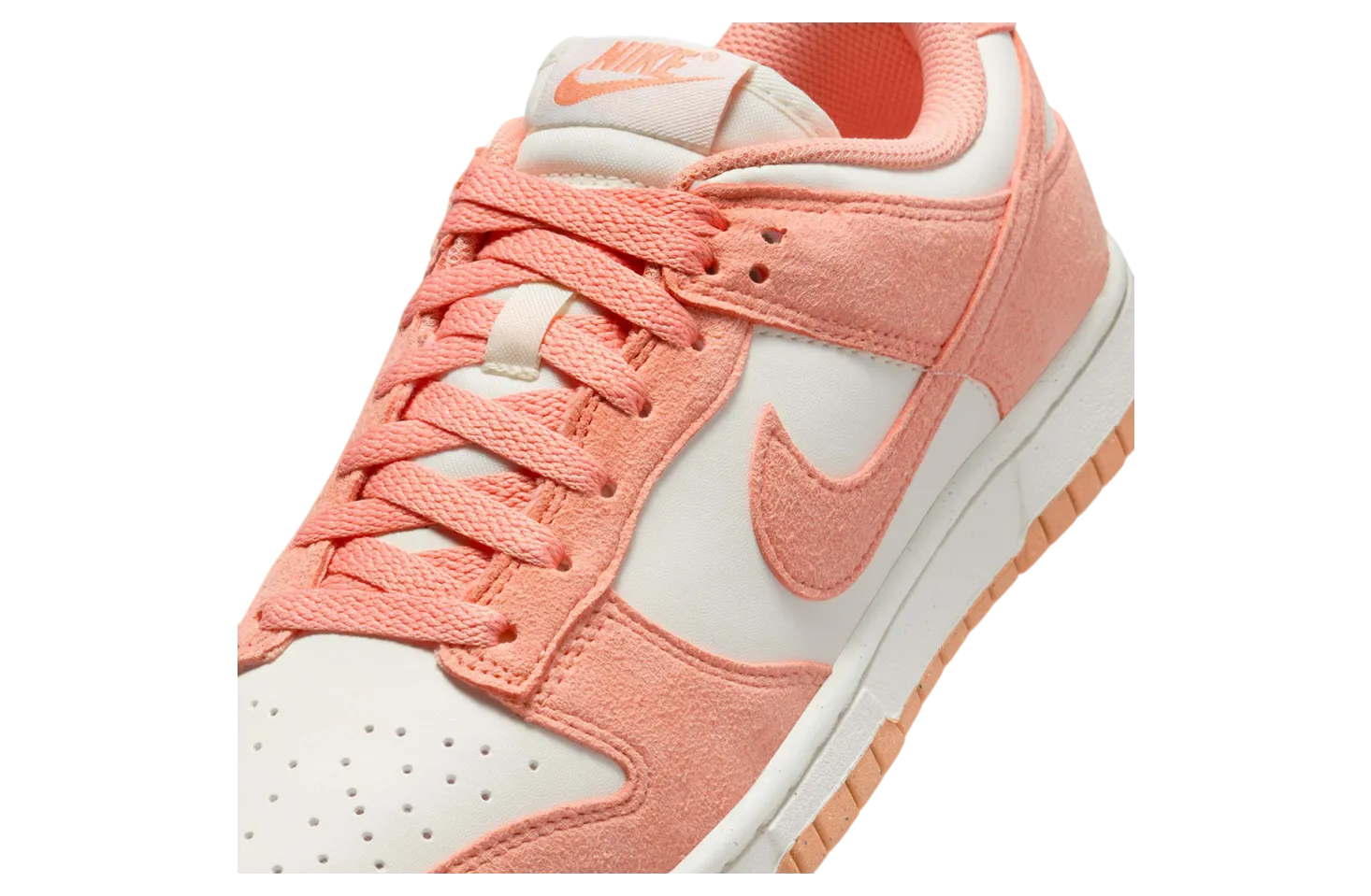 nike dunk low soft pearl apricot agate 4