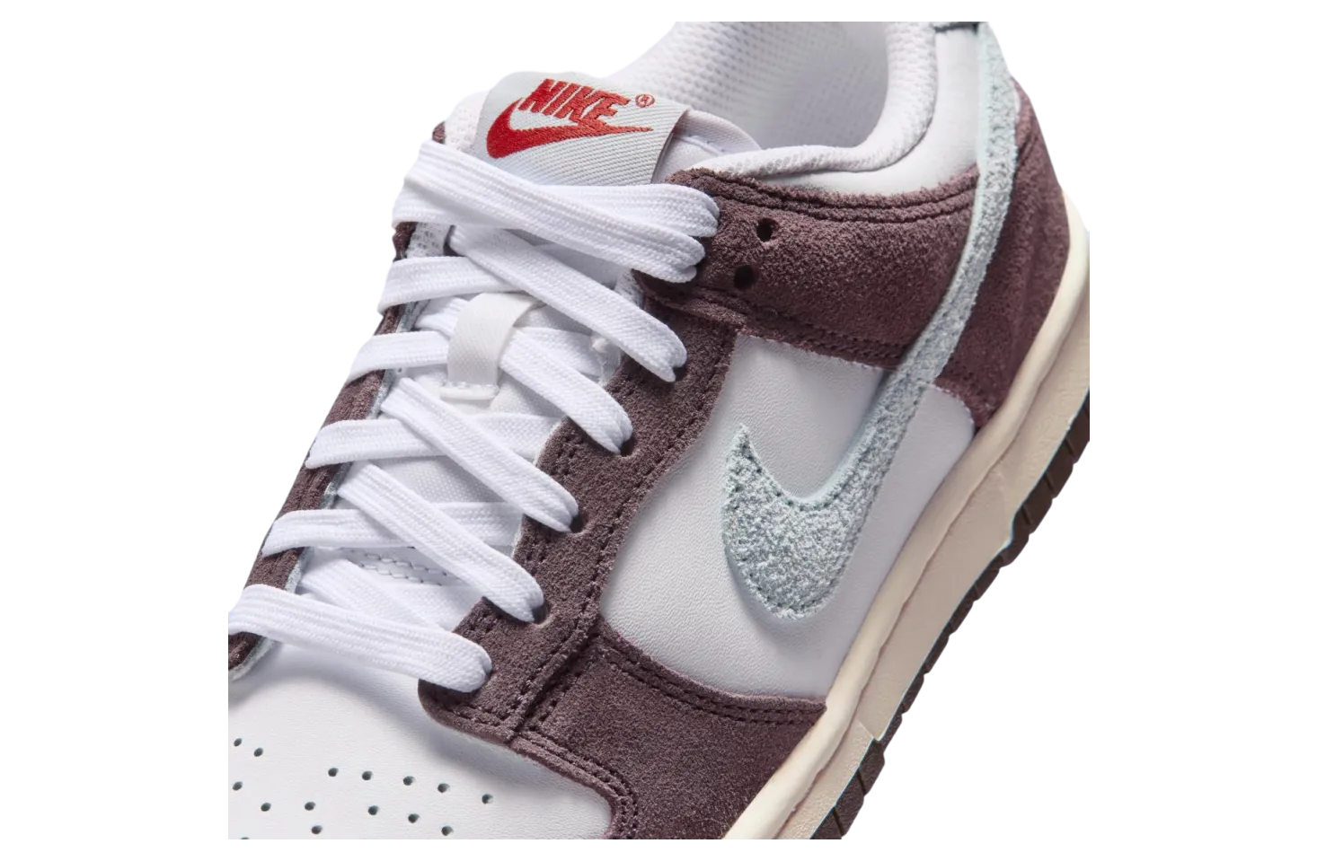 nike dunk low white burgundy ash 1