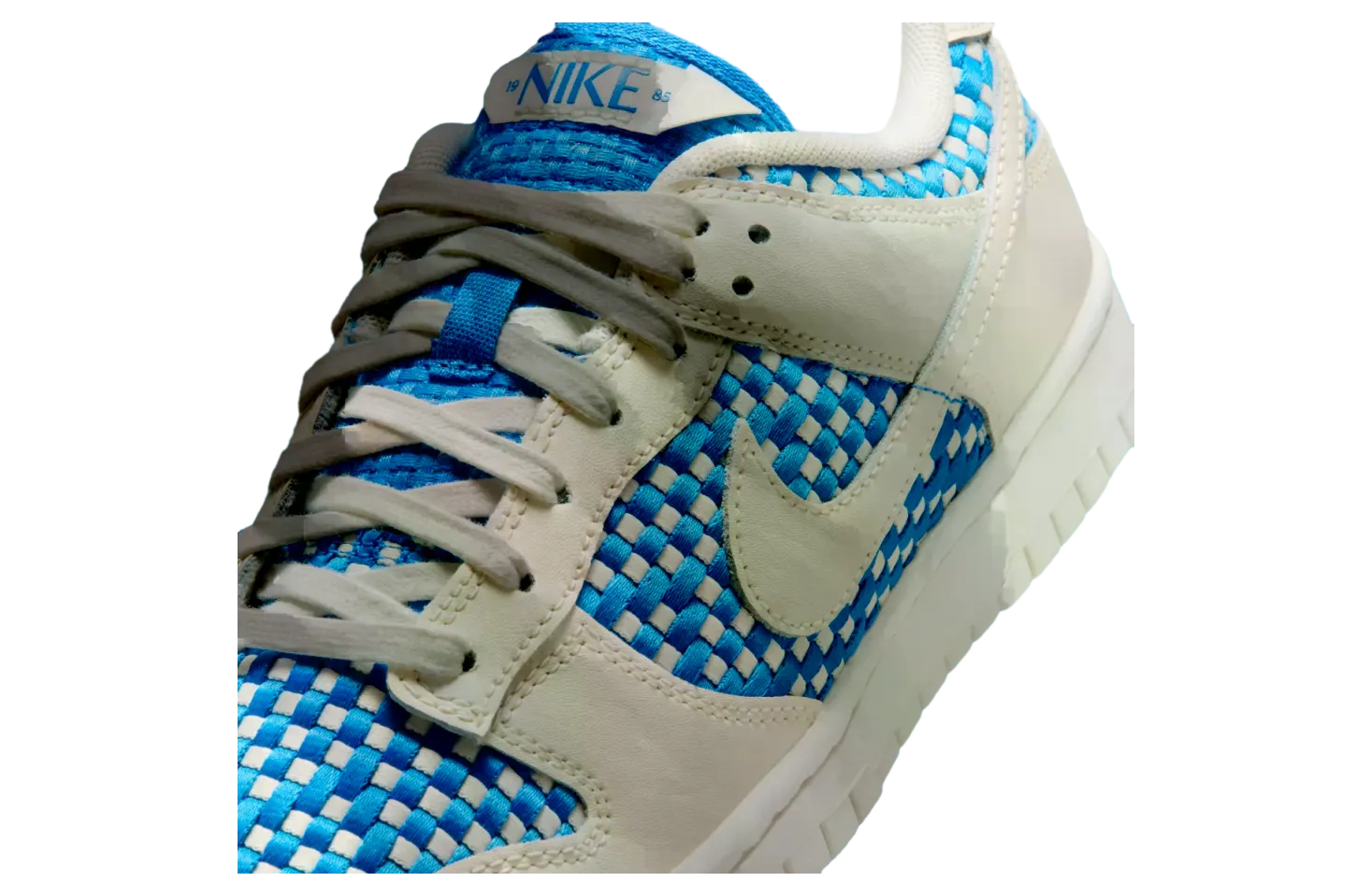 nike dunk low wind down feet up 5
