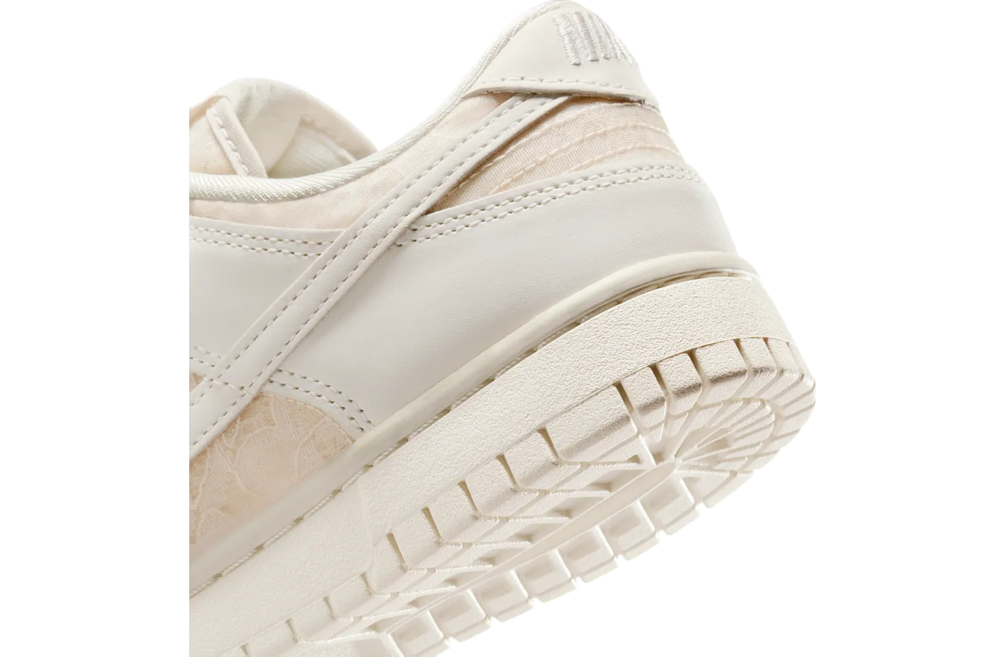 nike dunk low wmns light orewood brown coconut milk 5