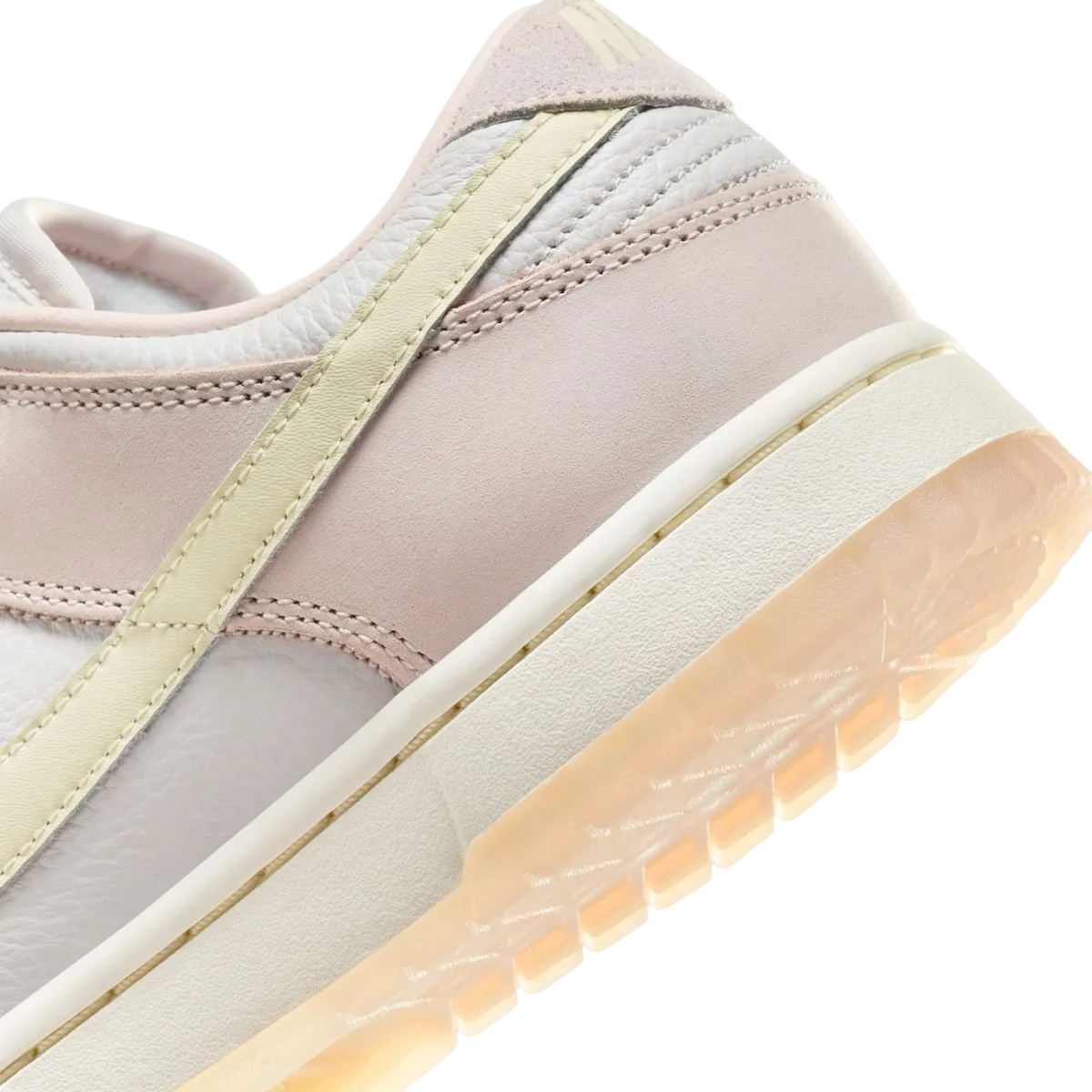 nike dunk low wmns light soft pink 2024 6