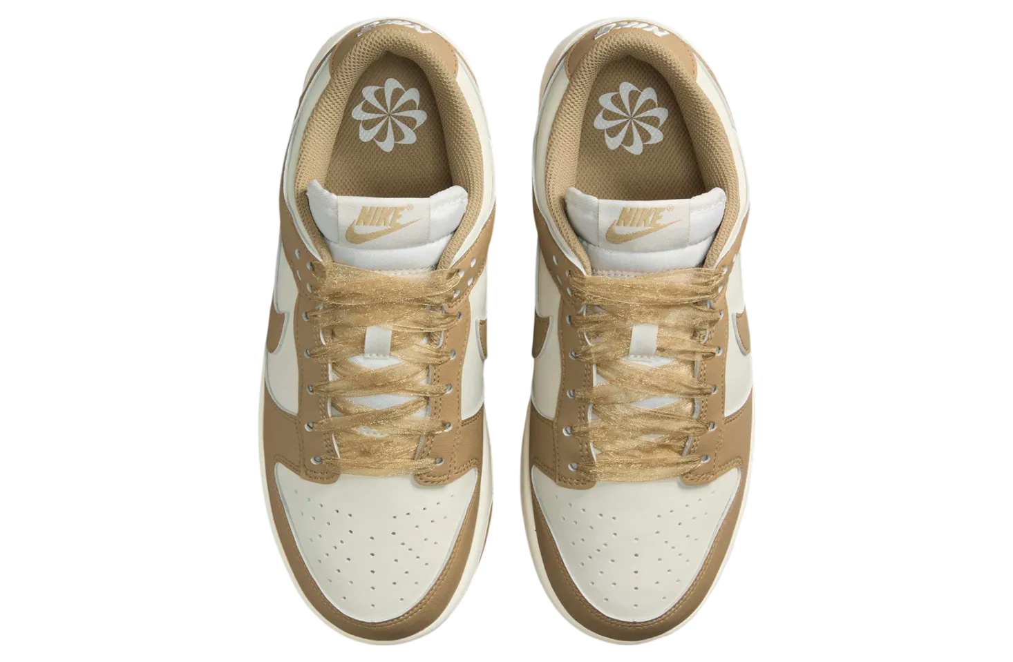 nike dunk low wmns next nature sail parachute beige 2