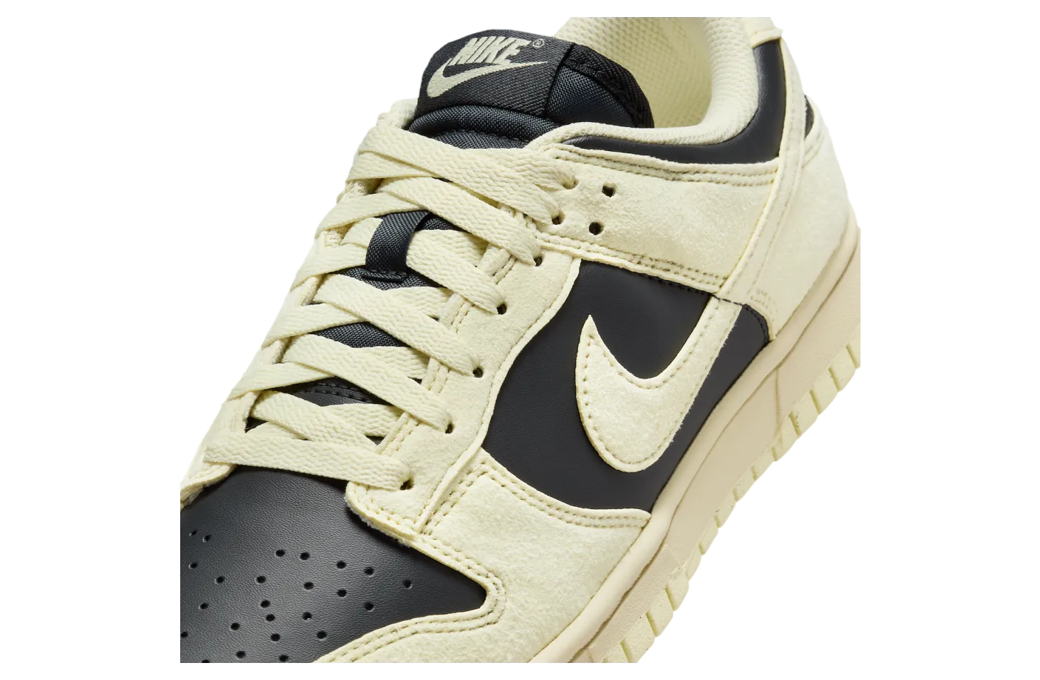 nike dunk low wmns sail coconut milk 5