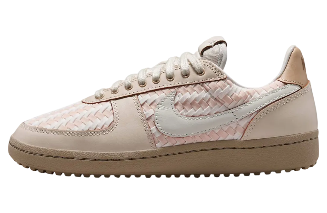 nike field general 82 wmns woven
