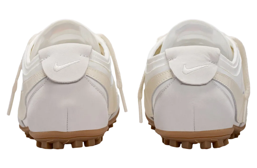 nike moon wmns white 4