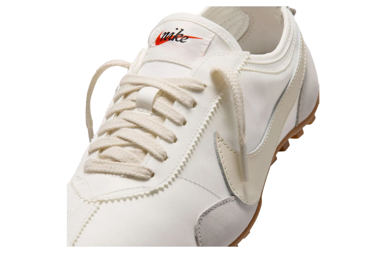 nike moon wmns white 5