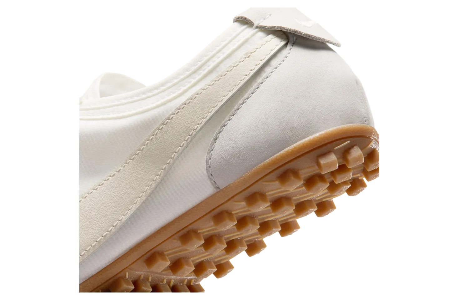nike moon wmns white 6