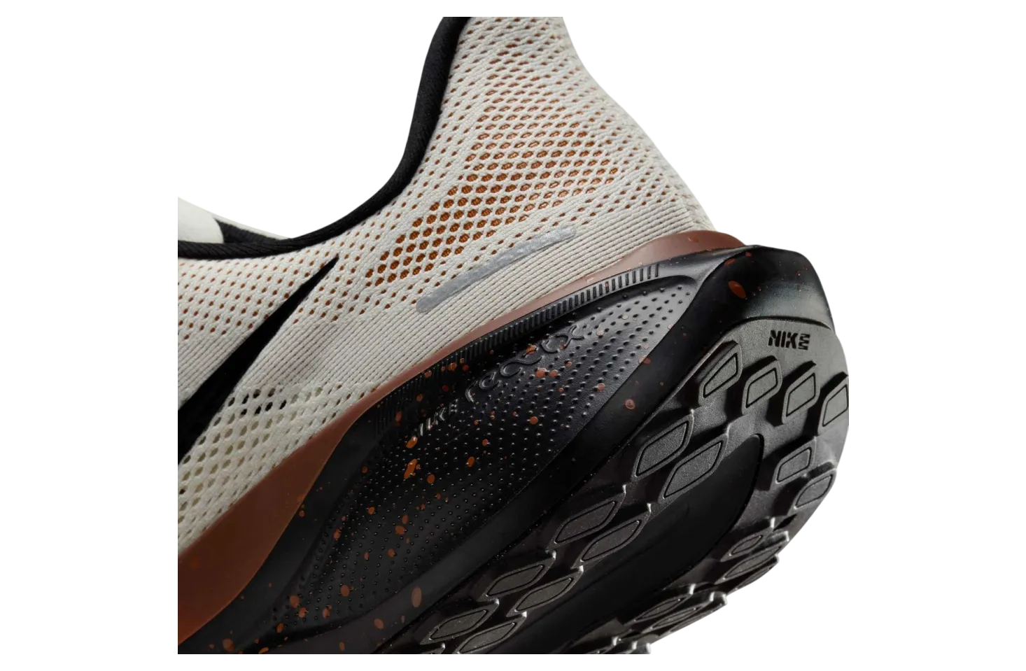 nike pegasus 41 soft pearl desert ochre 6