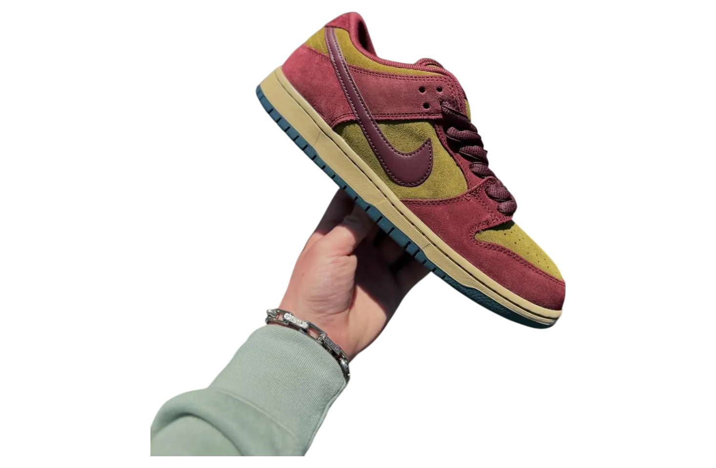 nike sb dunk low dark team red burgundy crush