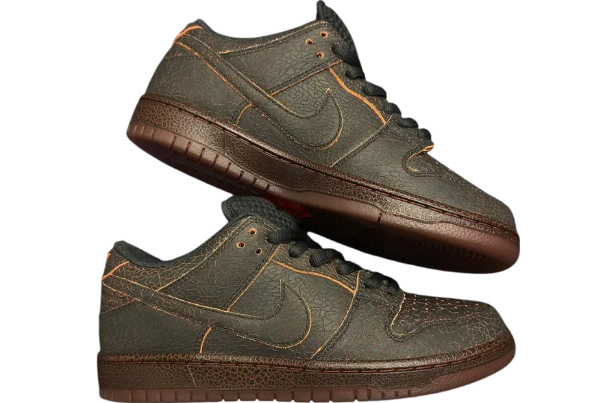nike sb dunk low krampus 1