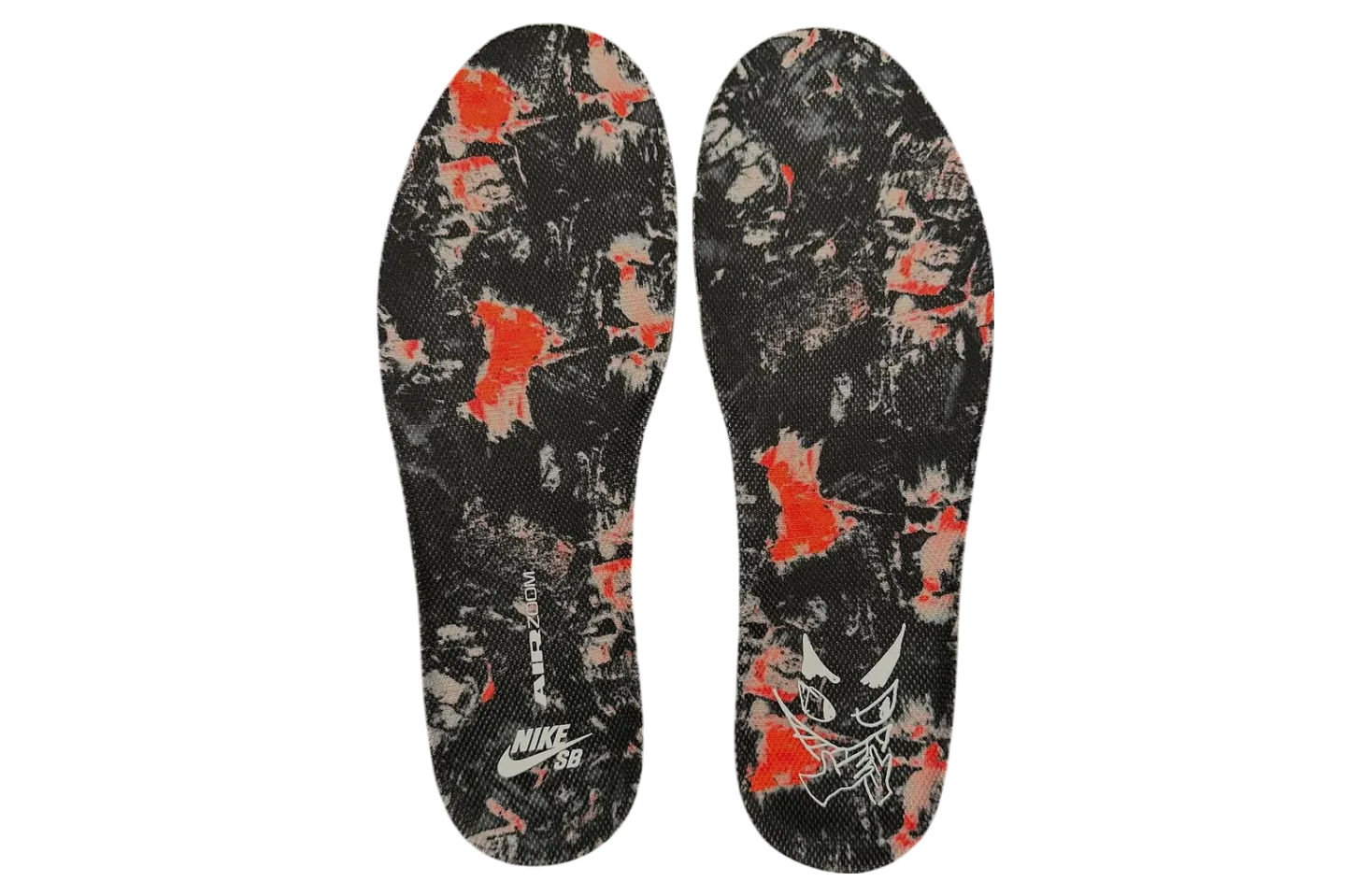 nike sb dunk low krampus 4