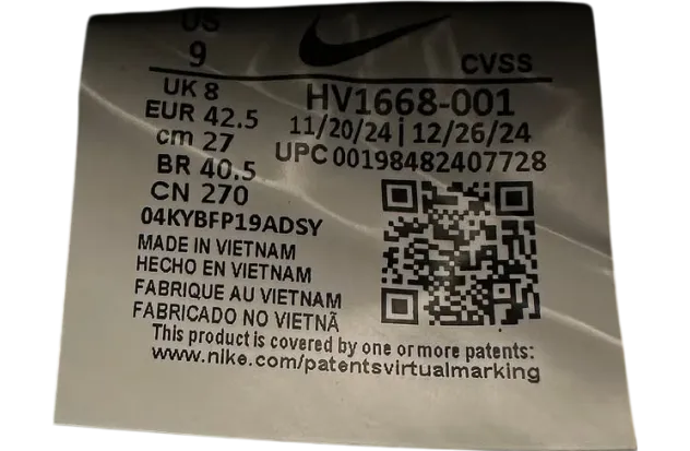 nike sb dunk low krampus 7