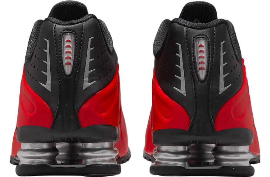 nike shox r4 black red 3