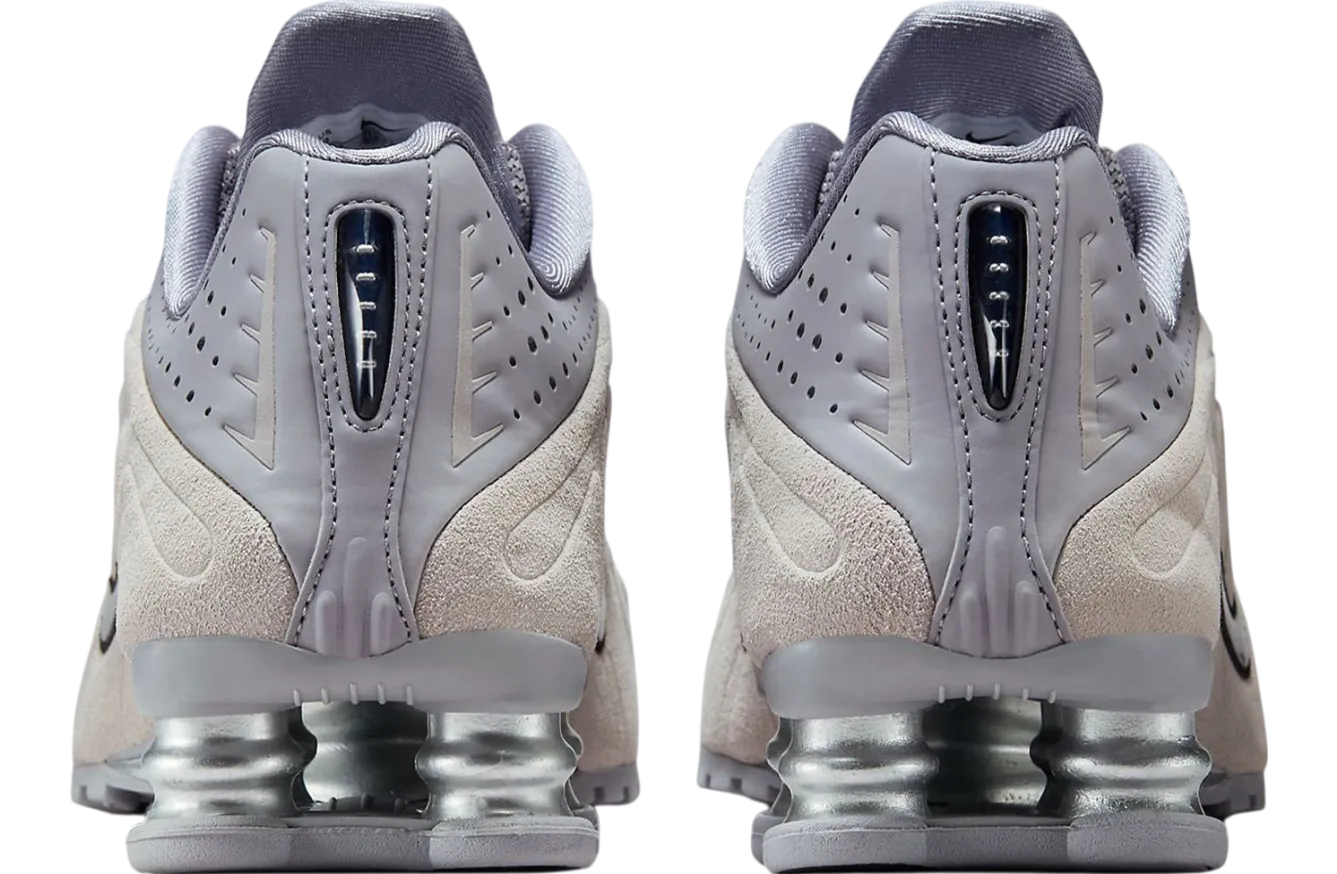 nike shox r4 cement grey blue tint 3