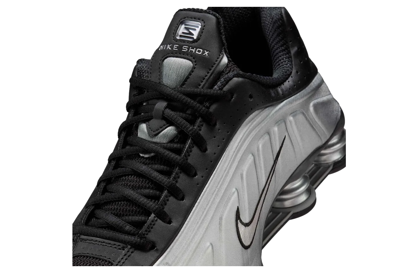 nike shox r4 metallic silver black 3