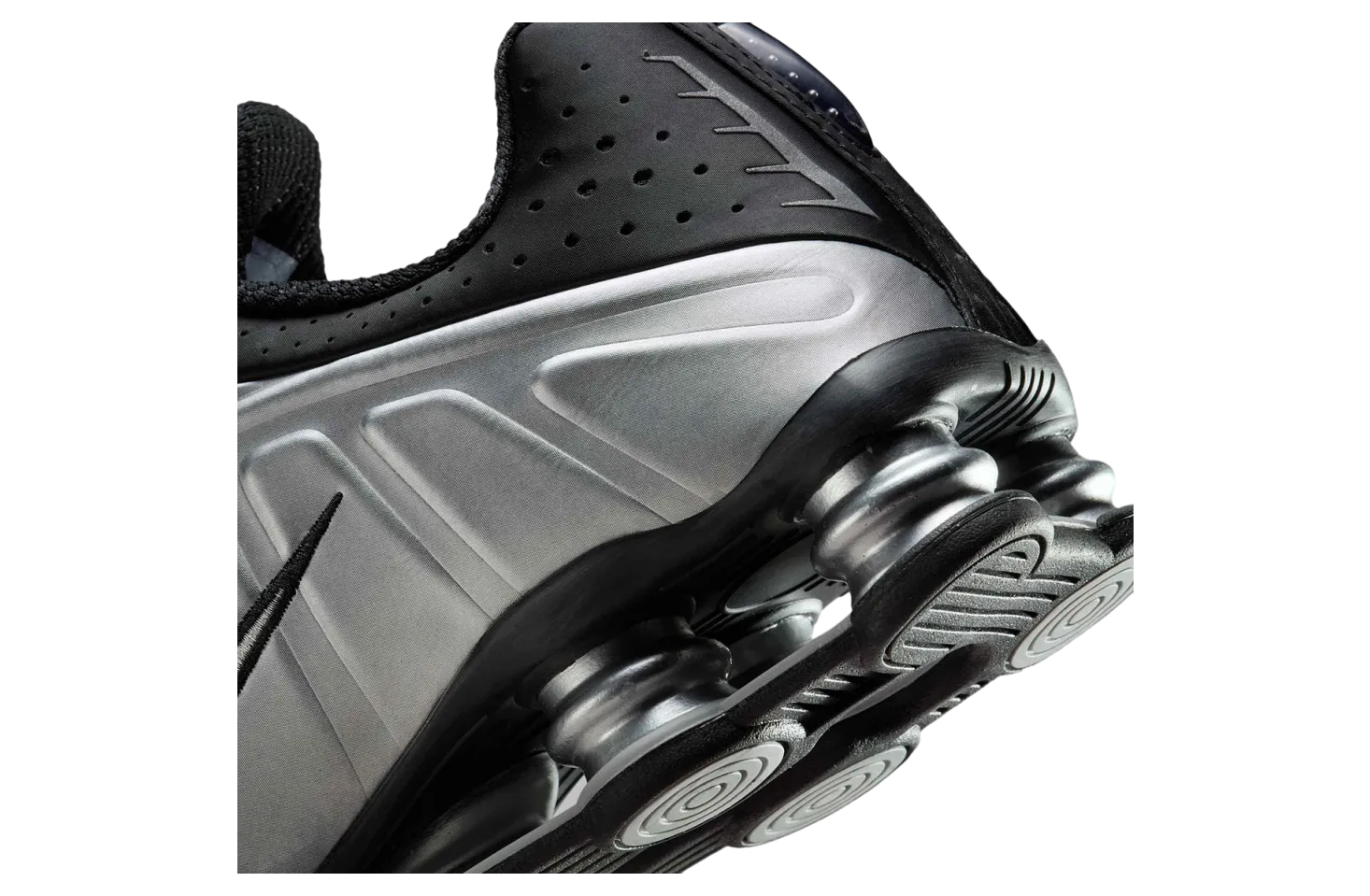 nike shox r4 metallic silver black 4