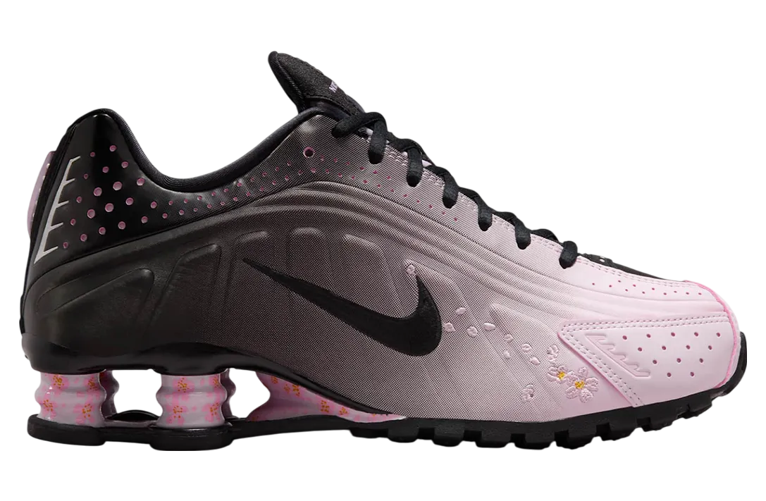 nike shox r4 wmns cherry blossoms 1