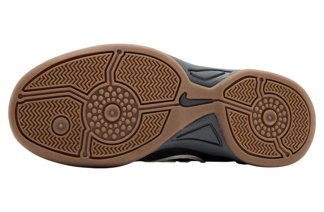 nike total 90 iii sp black gum 3