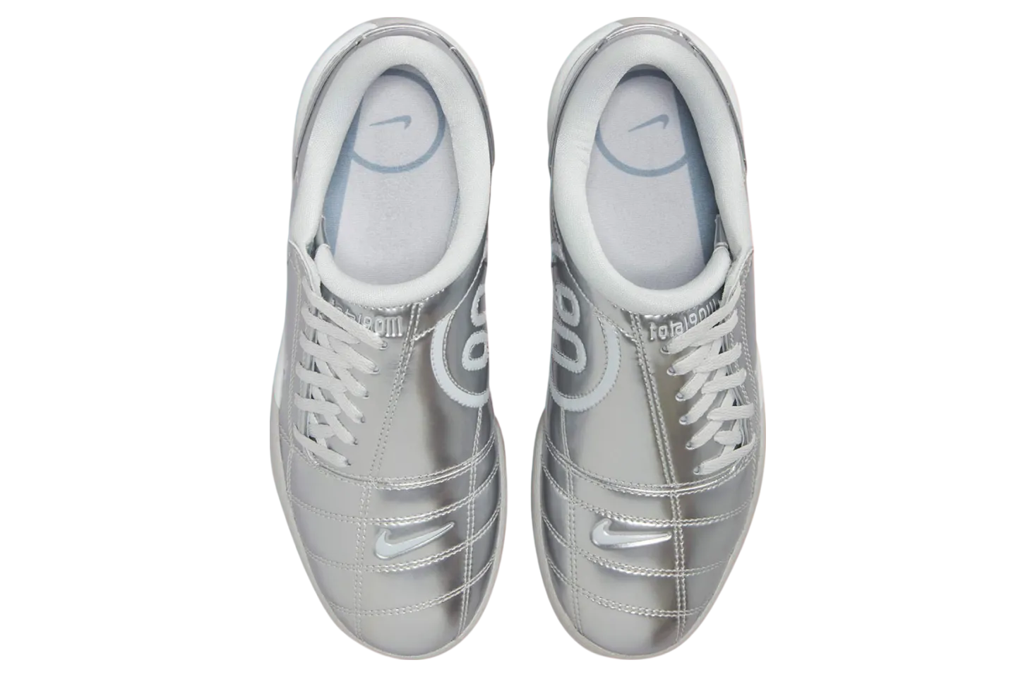 nike total 90 iii wmns metallic platinum 1