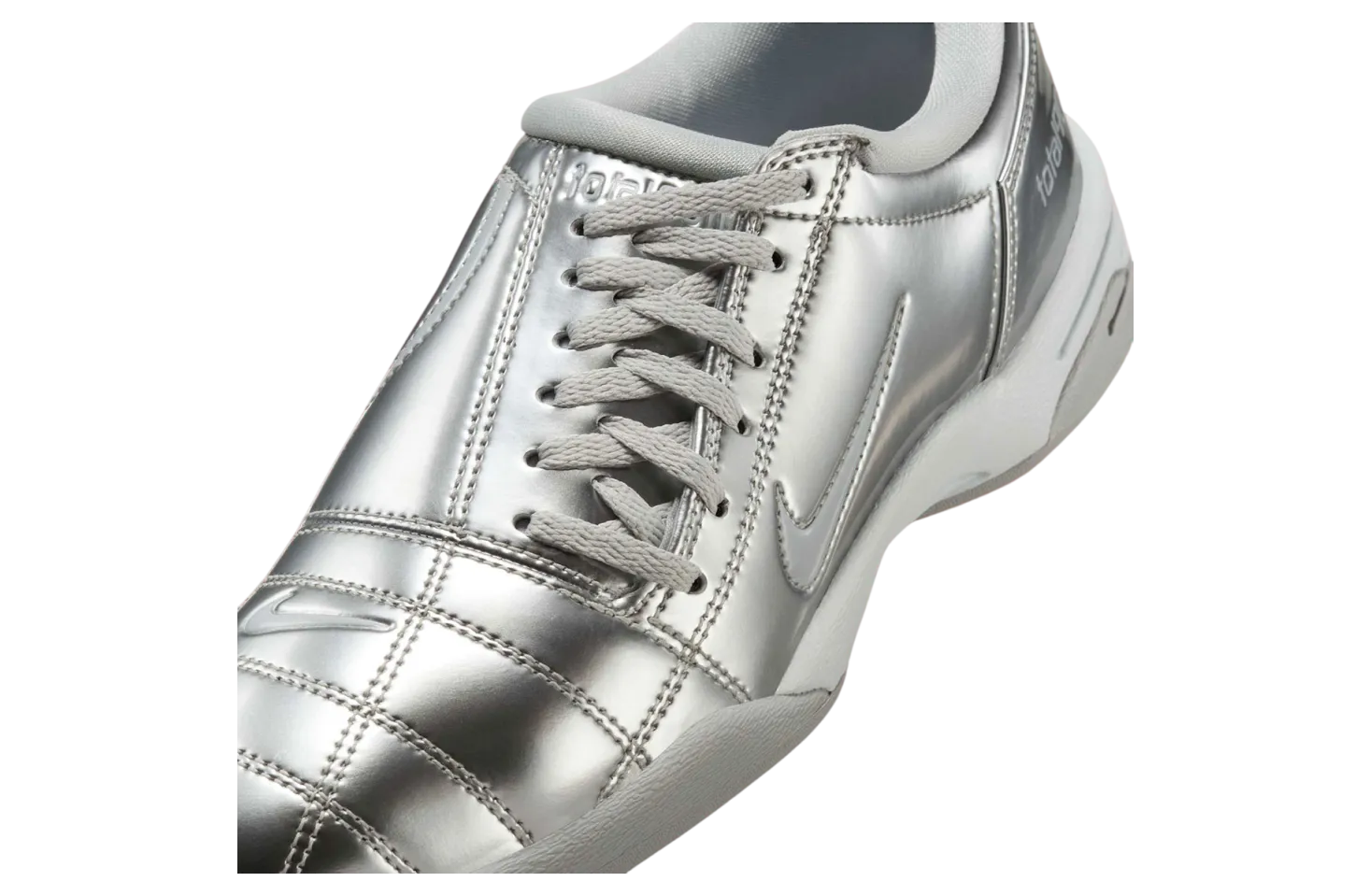 nike total 90 iii wmns metallic platinum 4