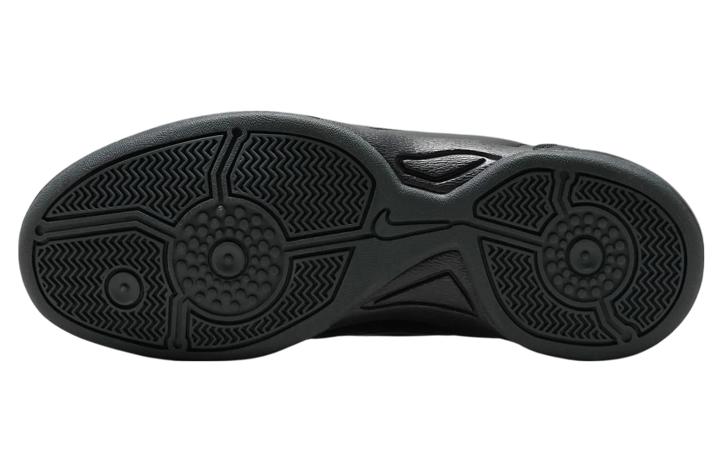 nike total 90 iii wmns triple black 4