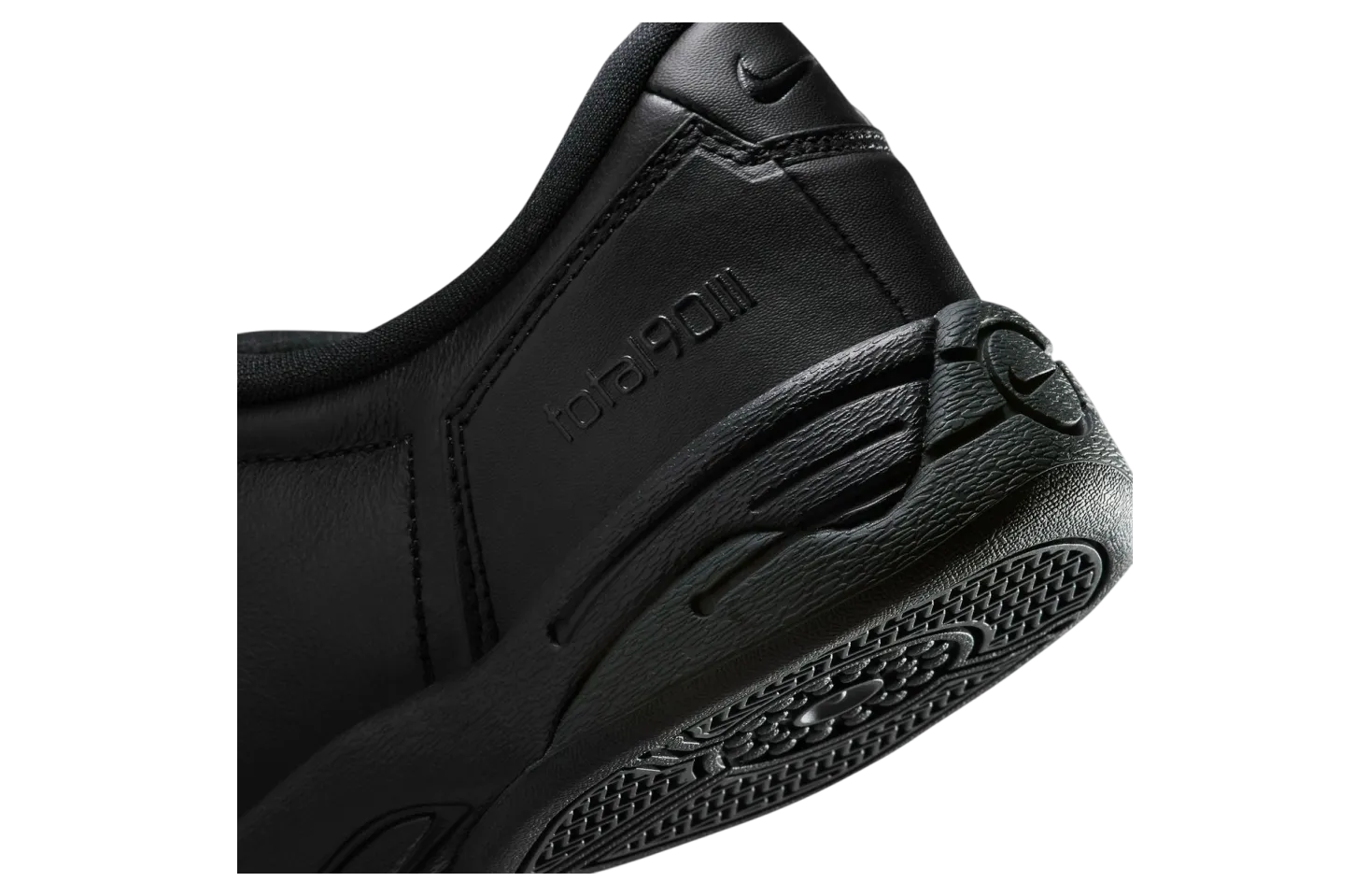 nike total 90 iii wmns triple black 6