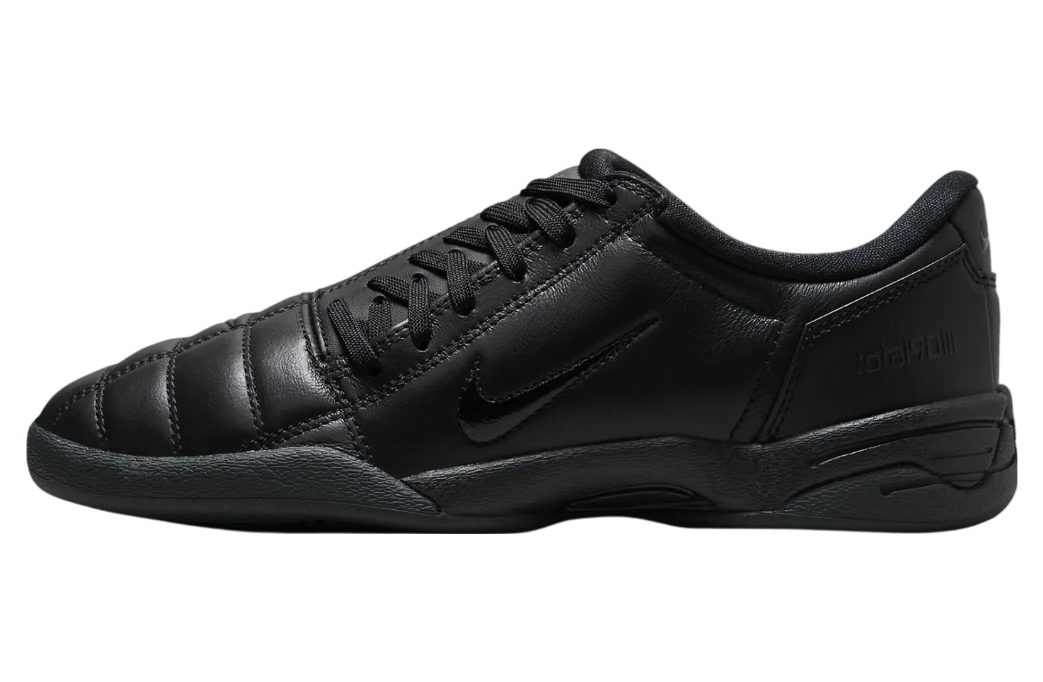 nike total 90 iii wmns triple black