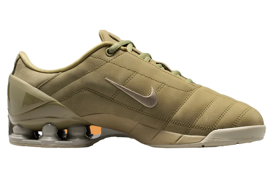 nike total 90 shox magia wmns neutral olive 1