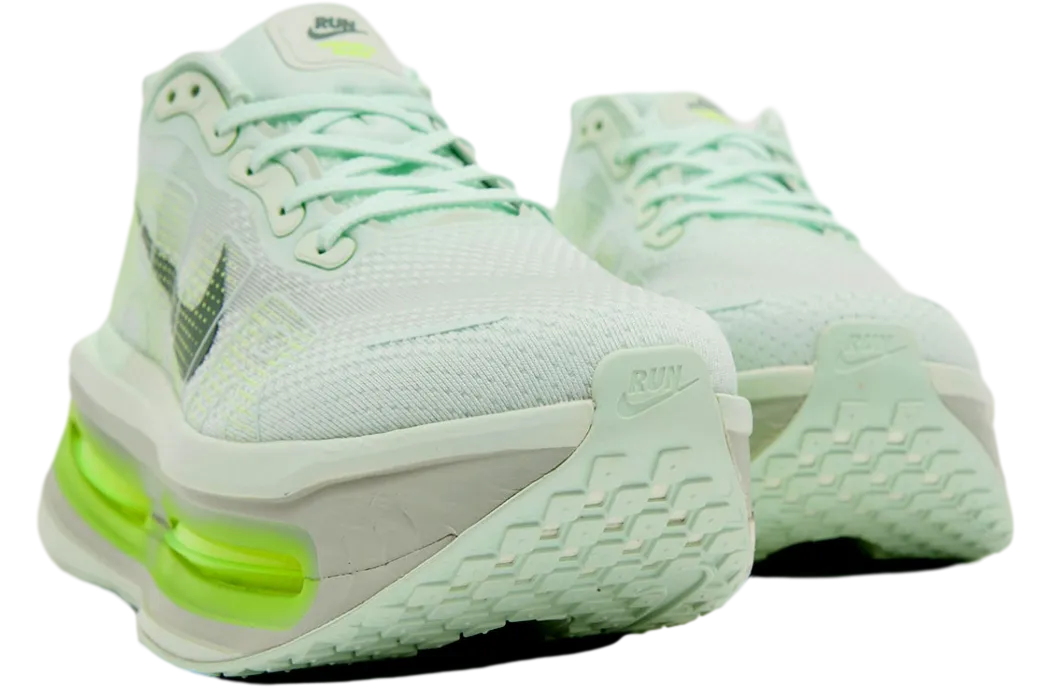 nike vomero premium barely green barely volt 4