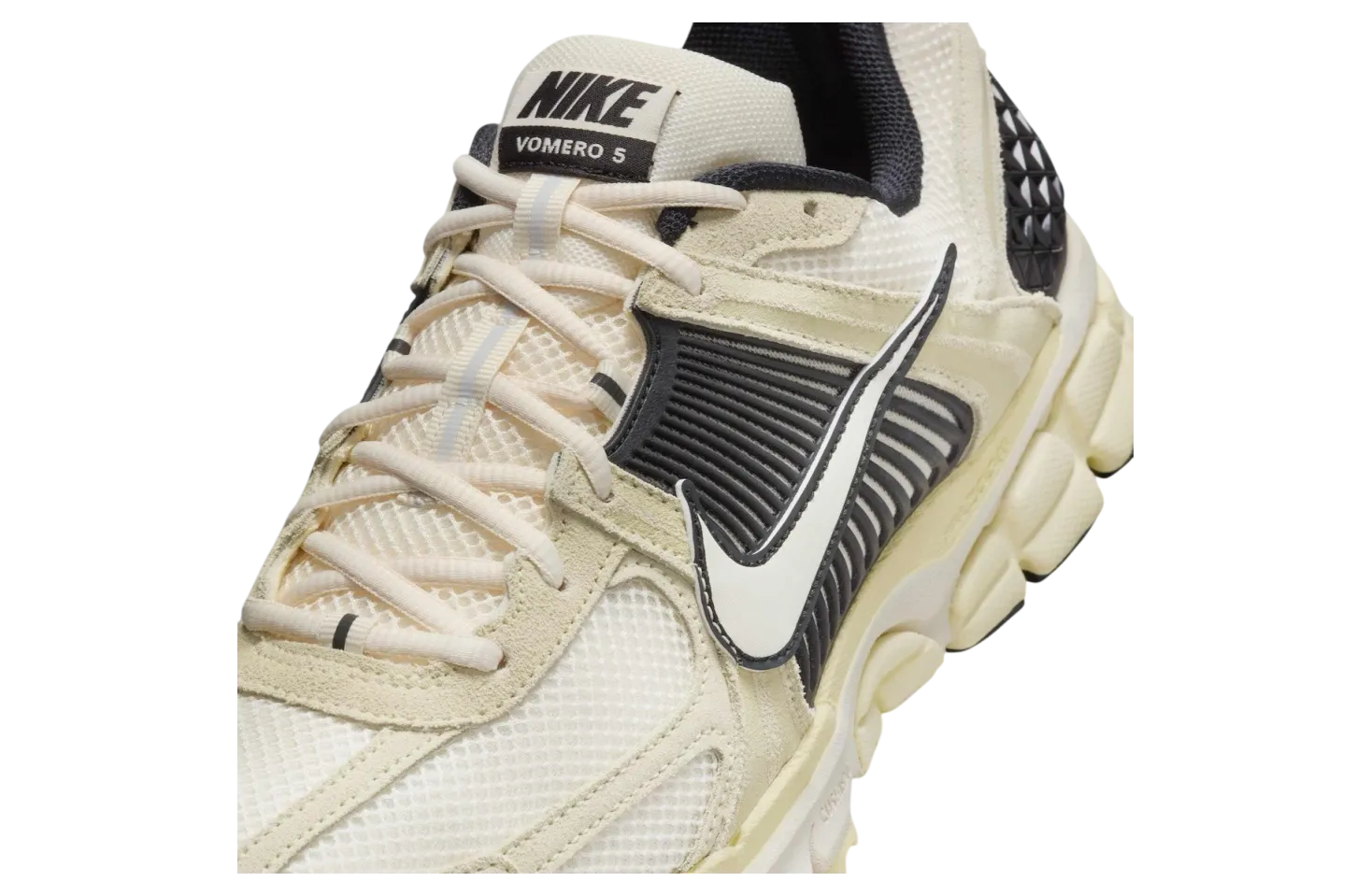 nike zoom vomero 5 alabaster pale ivory 5