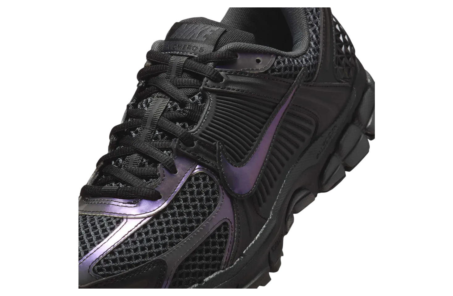 nike zoom vomero 5 black iridescent 5